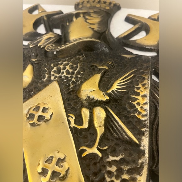 Vintage Metal Wall Crest Medieval Style Coat Of Arms Made In Japan 18”x 17” - Picture 6 of 8